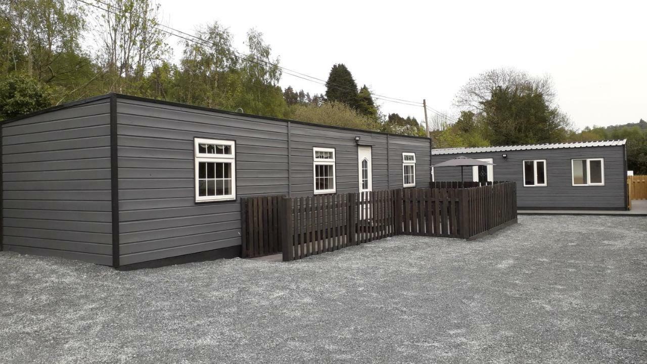 The Cabins Kirikee Exterior photo